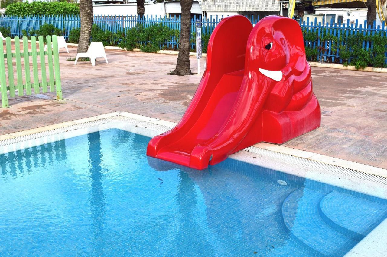 Casita Movil En Camping De La Manga Ξενοδοχείο Εξωτερικό φωτογραφία